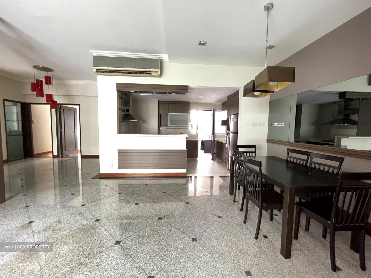 Gold Coast Condo (D5), Condominium #360356941
